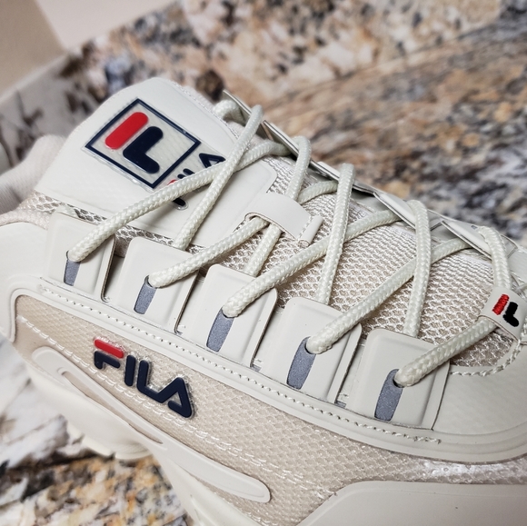 Fila - Picture 4 of 13